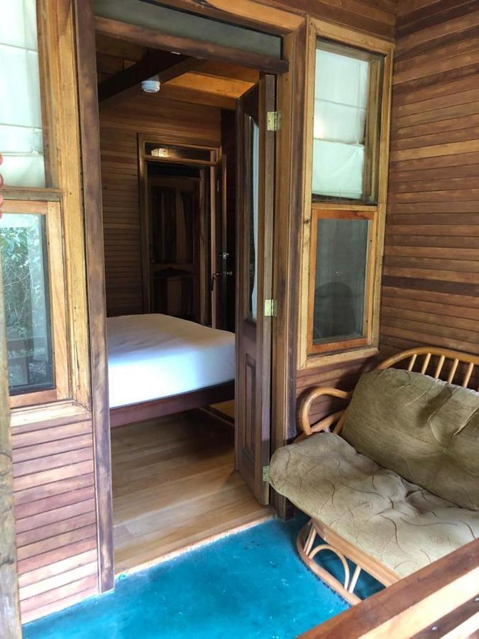 Hostal Zafiro Mindo Luaran gambar